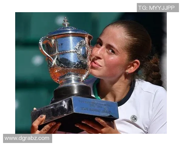 李芳专访：从青涩少年到网球明星的成长之路与心路历程回顾