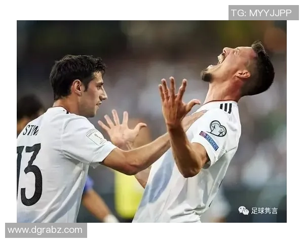 重庆足球队在联合会杯中的耐力展现与战术分析 重庆足球队在联合会杯中的耐力展现与战术分析